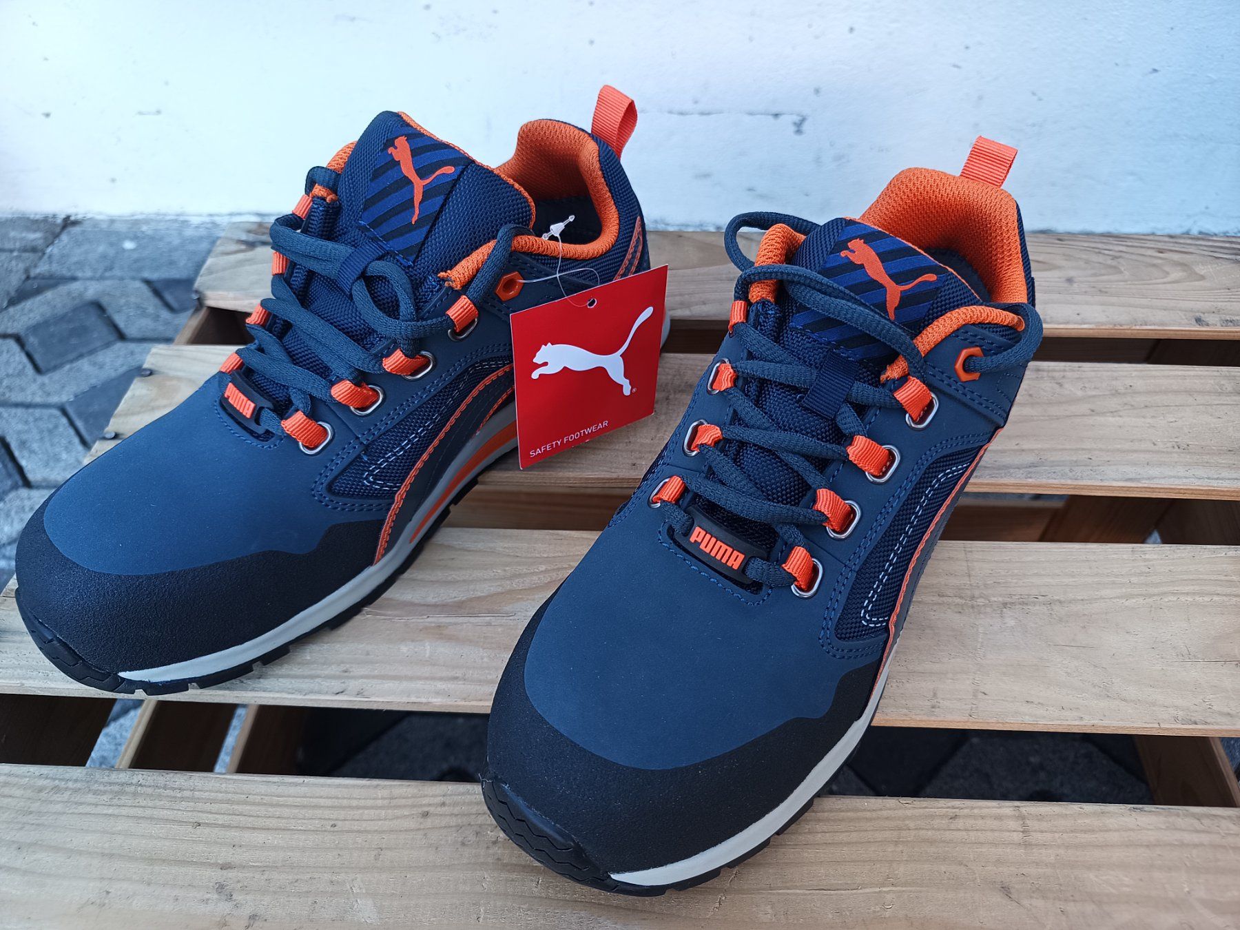 Puma Herrenschuhe: Puma Sicherheitsschuhe S3 HRO SRC 39 – Neu und originalverpackt aus Oberegg von 19franzi94 1