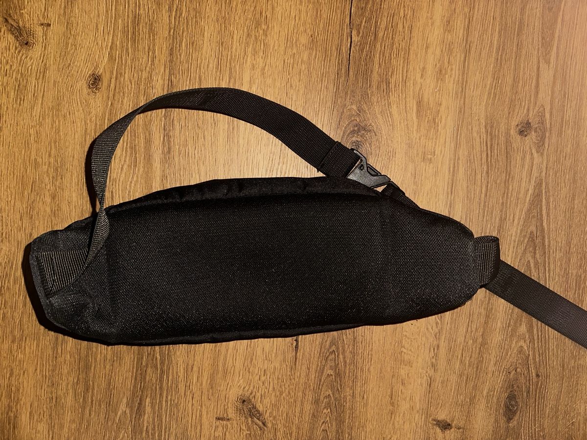 Jordan Taschen: Jordan Bauchtasche schwarz – Gebraucht aus Tübach von Fger. 1