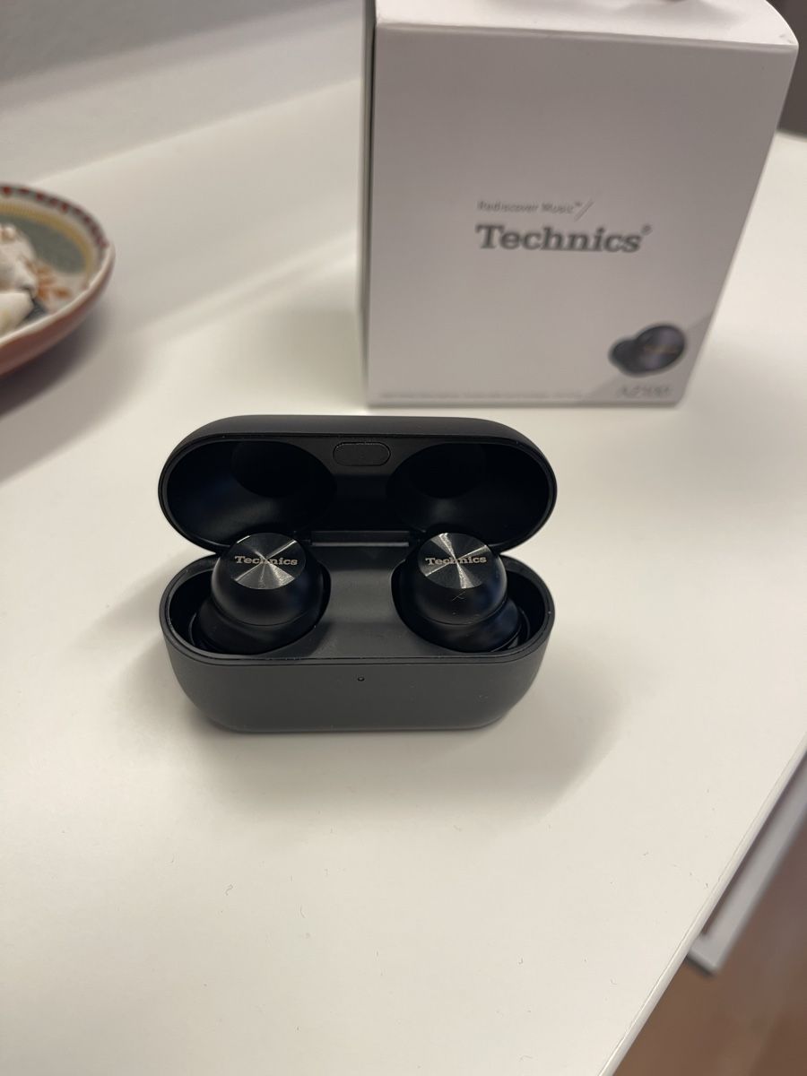 Technics Cuffie: Technics EAH-AZ100 Kabellose Kopfhörer - Top Zustand! – Usato da Luzern venduto da XHotSniperX 1
