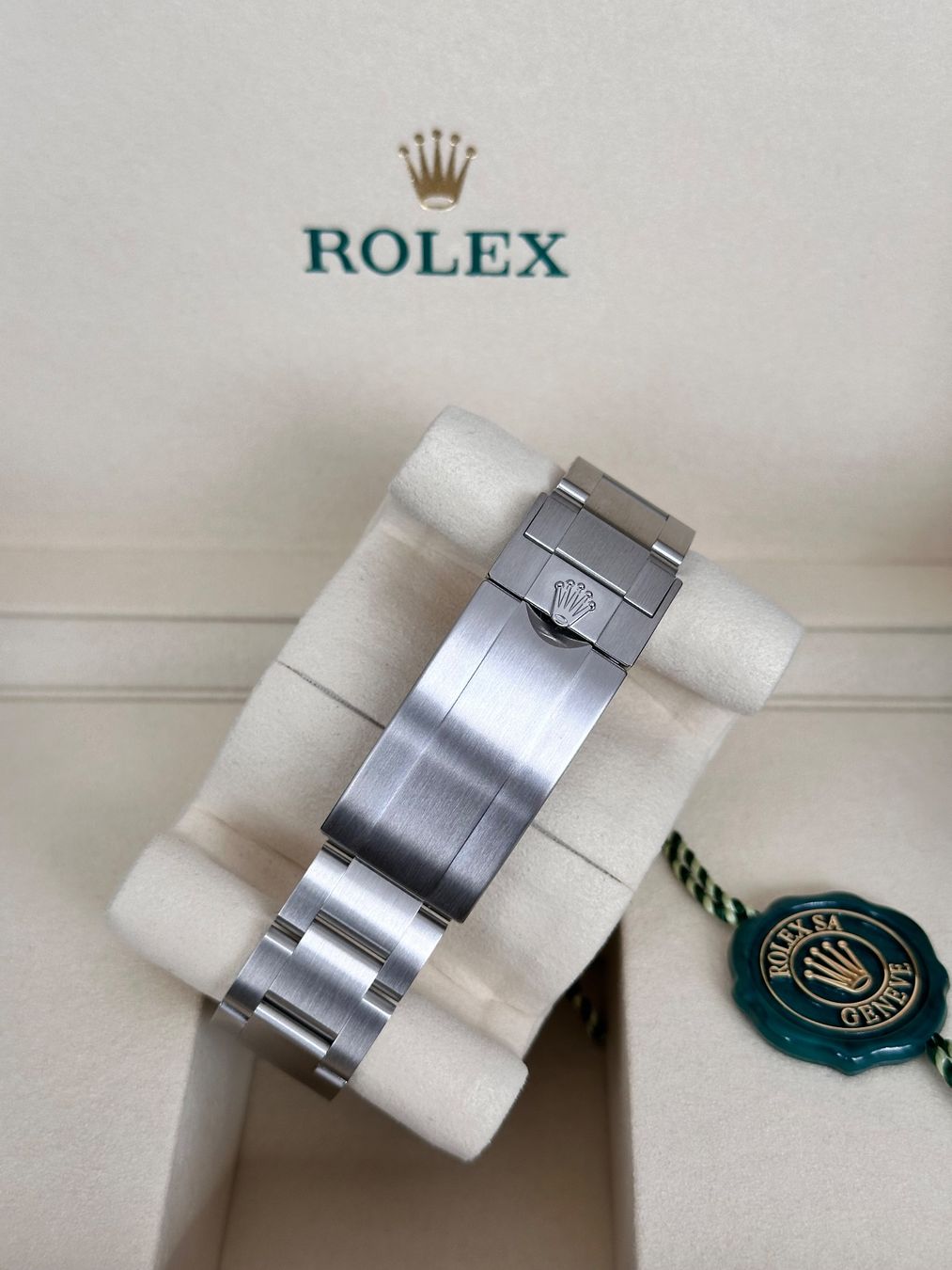 Rolex Uhren: NEW Rolex Submariner Date Oyster 07/26 – Neu und originalverpackt aus Kreuzlingen von GentlemansWatches 2