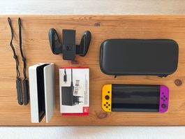 Nintendo Switch OLED Gelb/Lila – kaum gebraucht