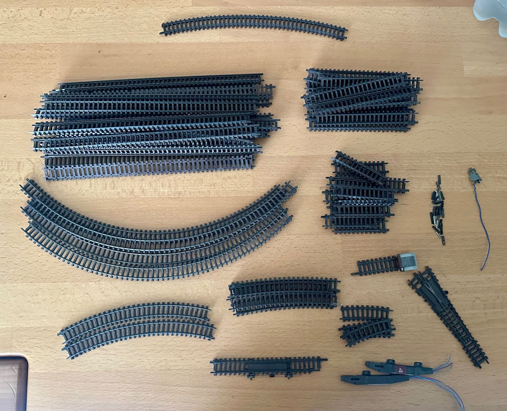 Arnold Modelleisenbahnen: Div. Arnold Gleise Spur N – Gebraucht aus Oftringen von ib.85
