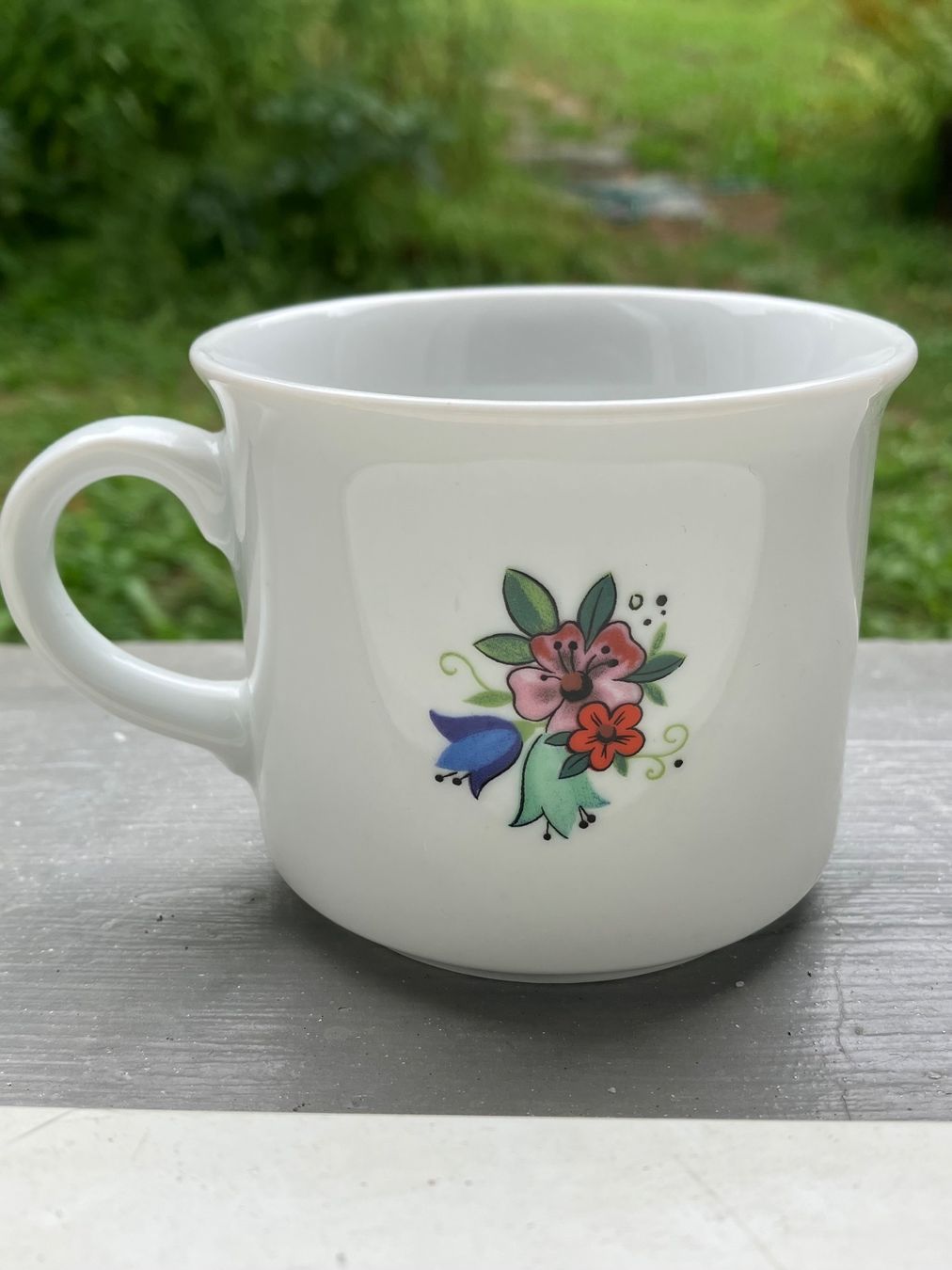 Winterling Tassen: Winterling Kindertasse Gisela Gottschlich – Gebraucht aus Lausanne von Machins.trucs 1