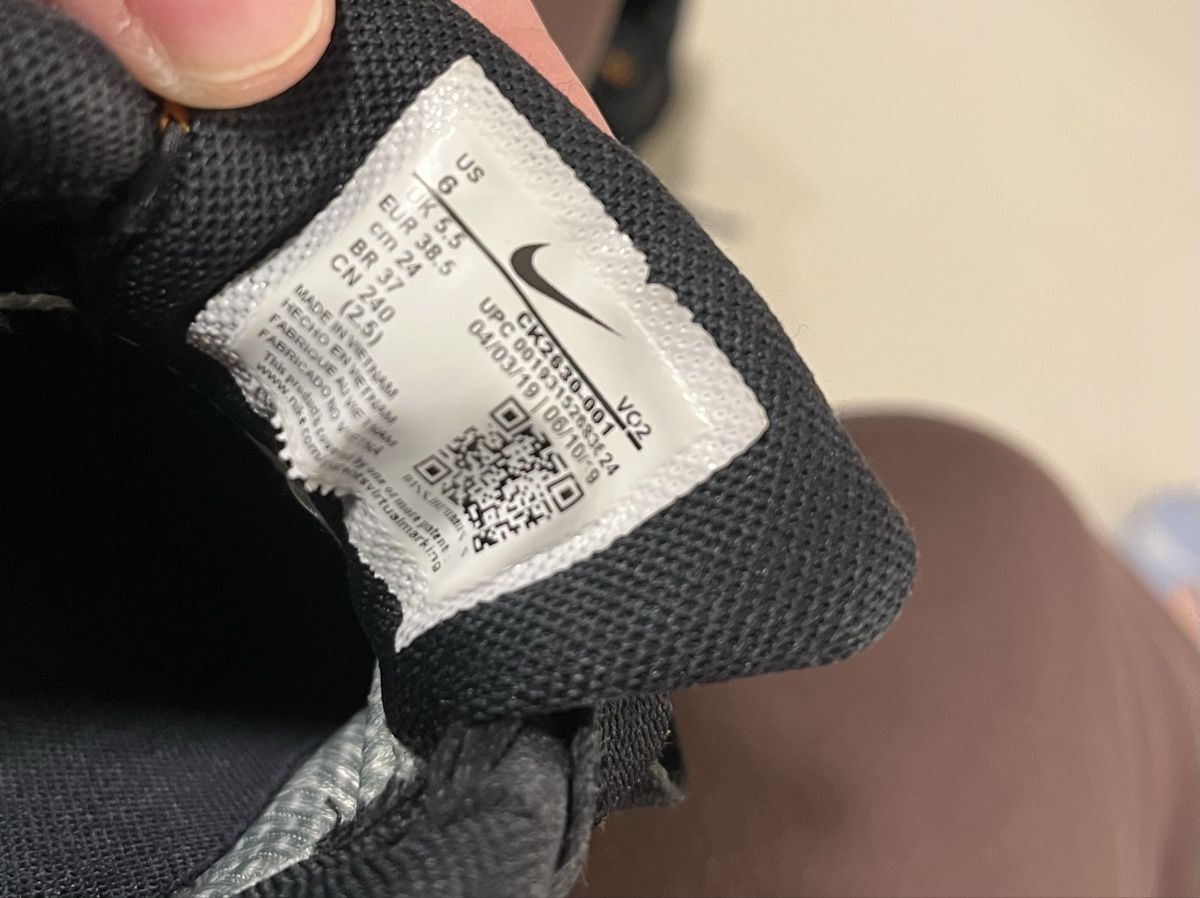 Nike Scarpe da uomo: Nike Air Force 1 Gore-Tex - Black - Gr. 38.5 – Usato da Tenero venduto da debsag 4