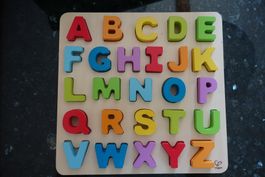 Hape Holz-Alphabet Lernspielzeug ca 30 cm