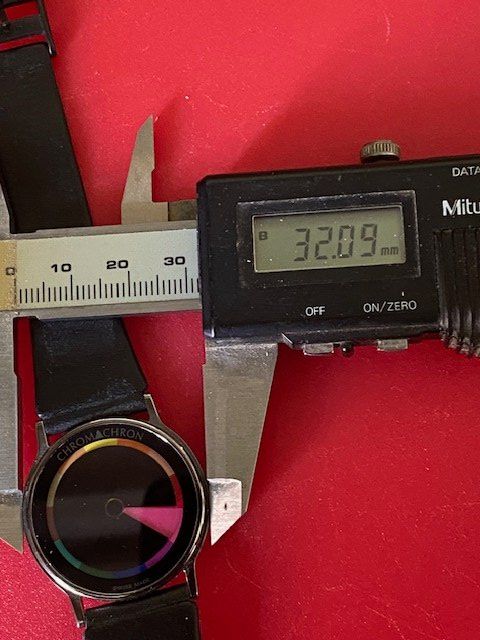 Swiss Orologi: ChromaChron Tian Harlan,  NEUVE!!! – Nuovo (secondo la descrizione) da La Neuveville venduto da Ofinzerb 3