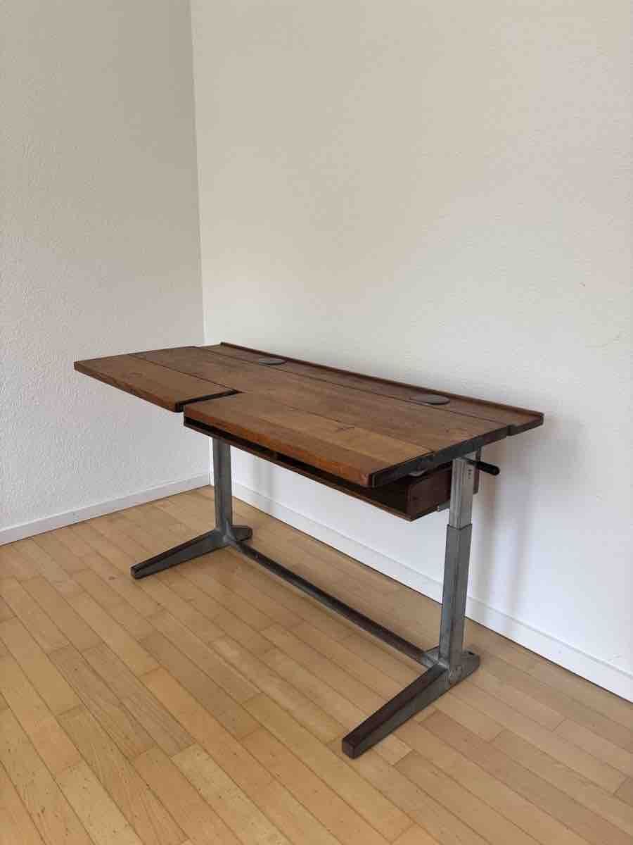 Scrivanie: Vintage Kinderpult Embru – Usato da Winterthur venduto da natnat79
