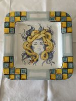 Piatto decorativo in ceramica fatto a mano