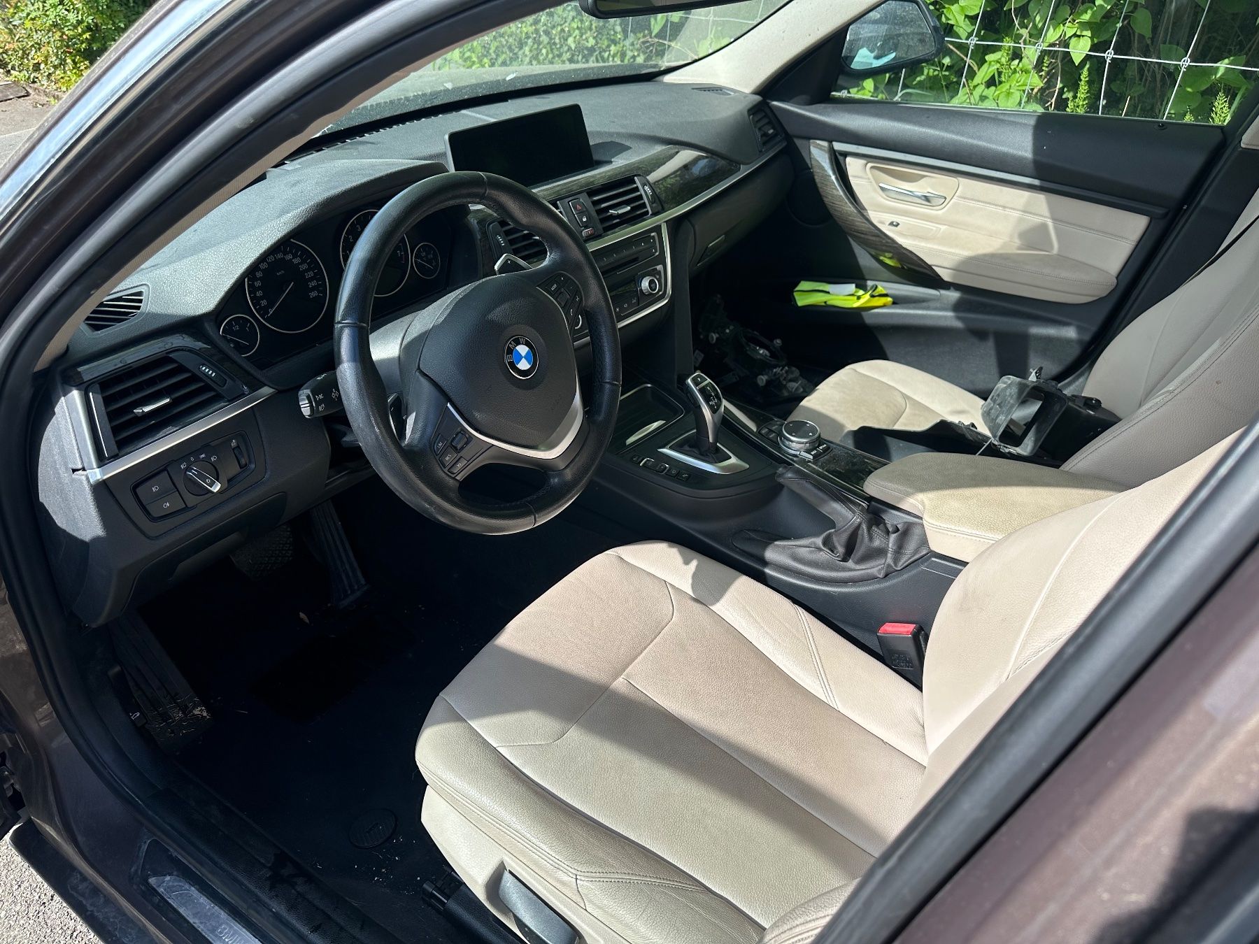 BMW Automobili: BMW 328i X-Drive Automatik – Usato da Gossau ZH venduto da SmileAutomobileGmbH 2