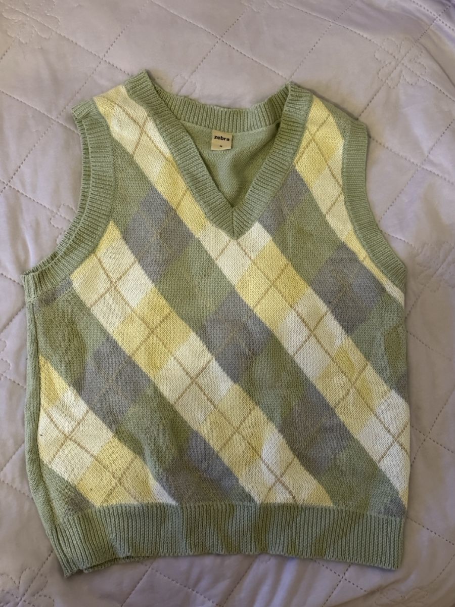 Zara Pulls & Sweat-shirts: Strickweste Pullover Grösse M Argyle Muster guter Zustand – Neuf (Voir description) à Horgen par emi_9dyh