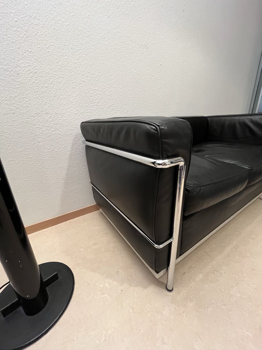 Sofas: Corbusier LC2 Replica Zweisitzer – D'occasion à Zürich par ju1ian 5