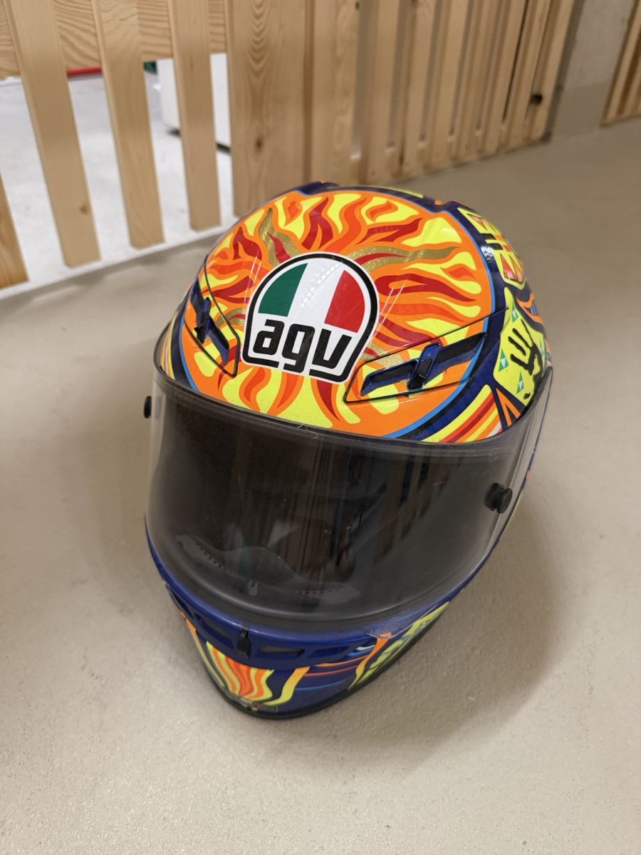 AGV Caschi & visiere: AGV Helm Valentino Rossi Grösse M – Usato da Gerlafingen venduto da anj_c7vb
