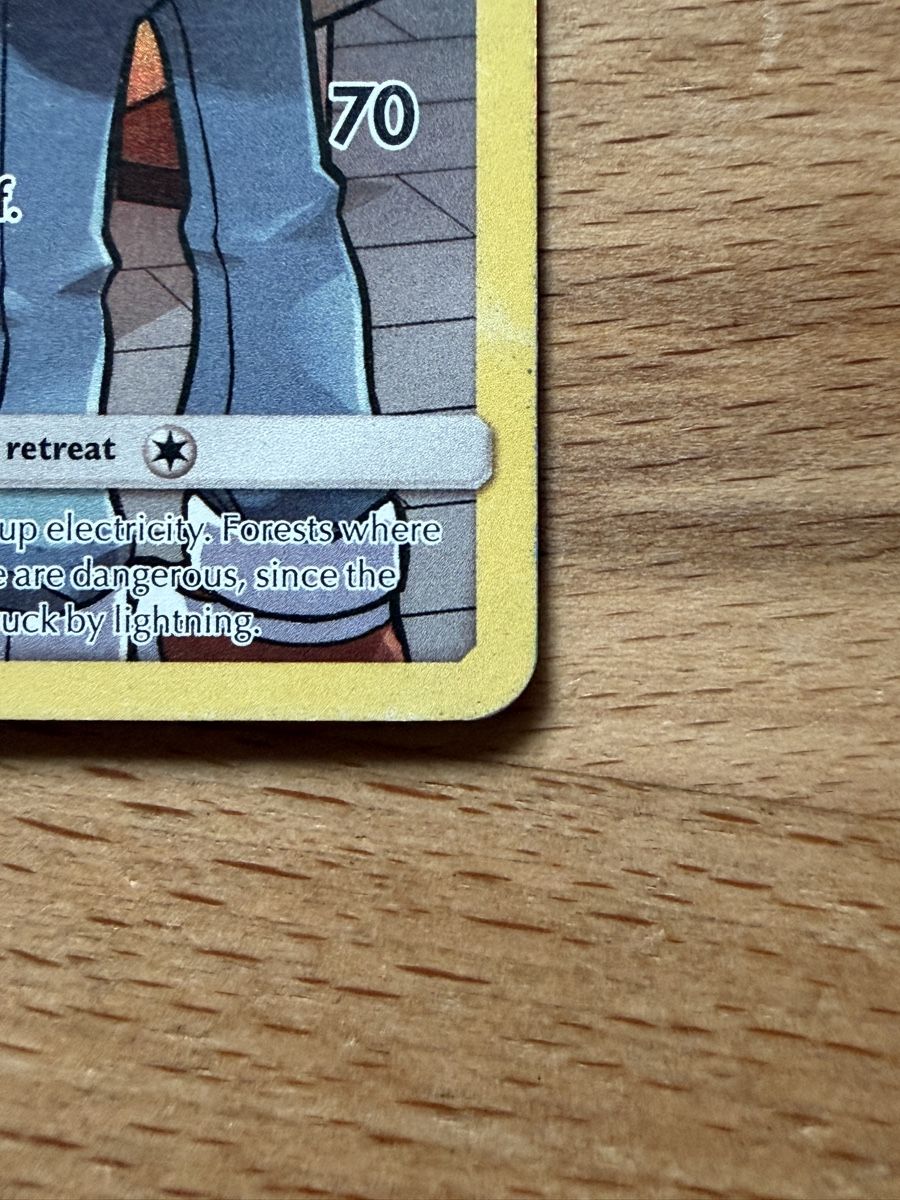 Pokémon Carte collezionabili: Pikachu 241/236 EN – Usato da Conthey venduto da Vswissplugs.com 2