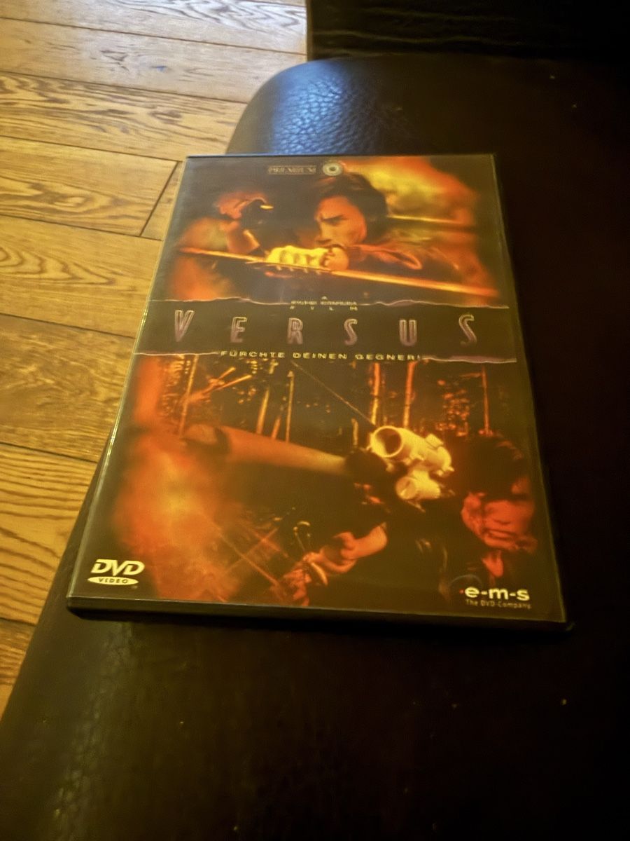 Tous les DVDs: Versus  – D'occasion à Troinex par grigri2020