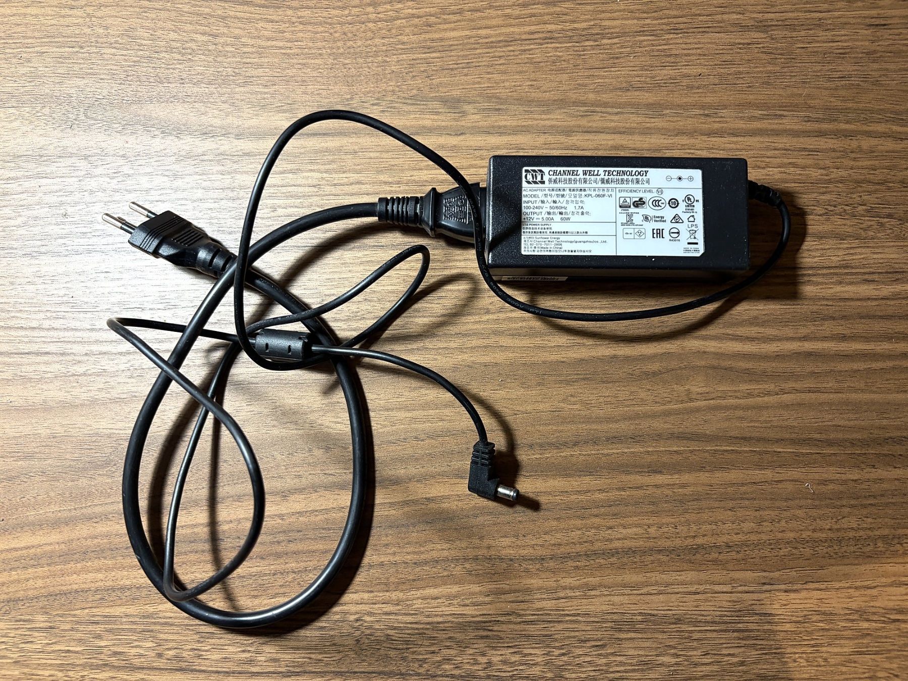 Synology Server: Synology DiskStation DS218j NAS 2-Bay inkl. Netzteil – Usato da Männedorf venduto da LIOT 4