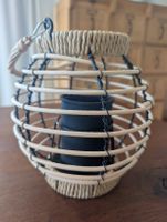 Windlicht/Laterne aus Rattan