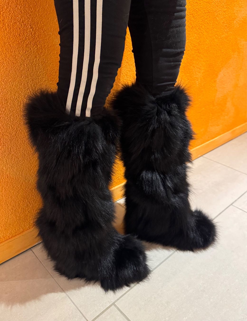 Damenschuhe: Fellstiefel Diavolezza, schwarz, Grösse 38 – Gebraucht aus Gockhausen von Ornellaia67 1