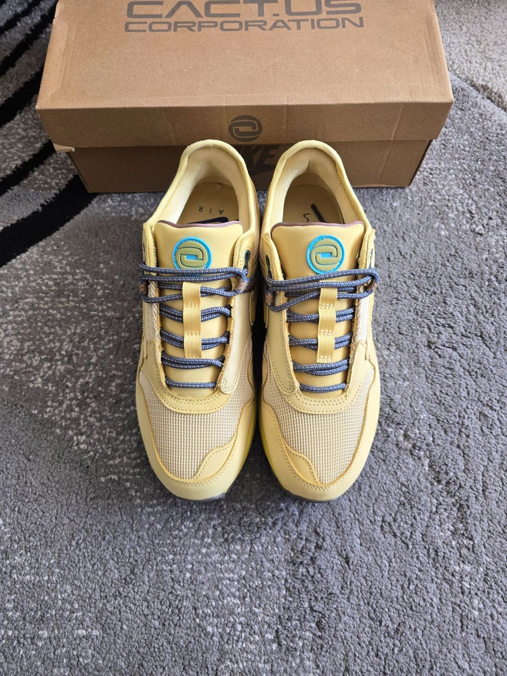 Scarpe da uomo: Nike Air max 1 travis scott saturn – Nuovo e nell'imballaggio originale da Bôle venduto da A_Kickstory 1