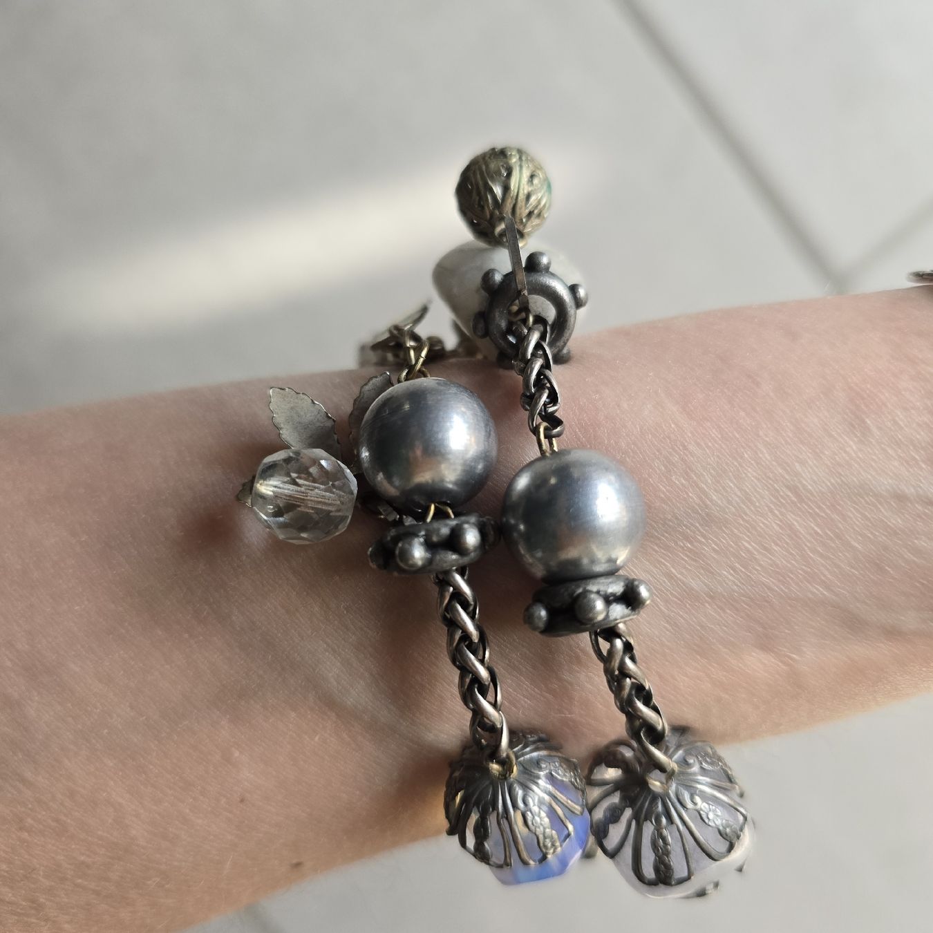 Bracciali & Braccialetti: Vintage Bettelarmband mit Steinen – Usato da Effretikon venduto da KG33 3