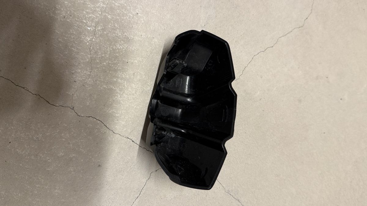 Ducati Tutti i ricambio per moto: Ducati Streetfighter V2 Tacho Abdeckung  – Usato da Reinach BL venduto da toobi 1