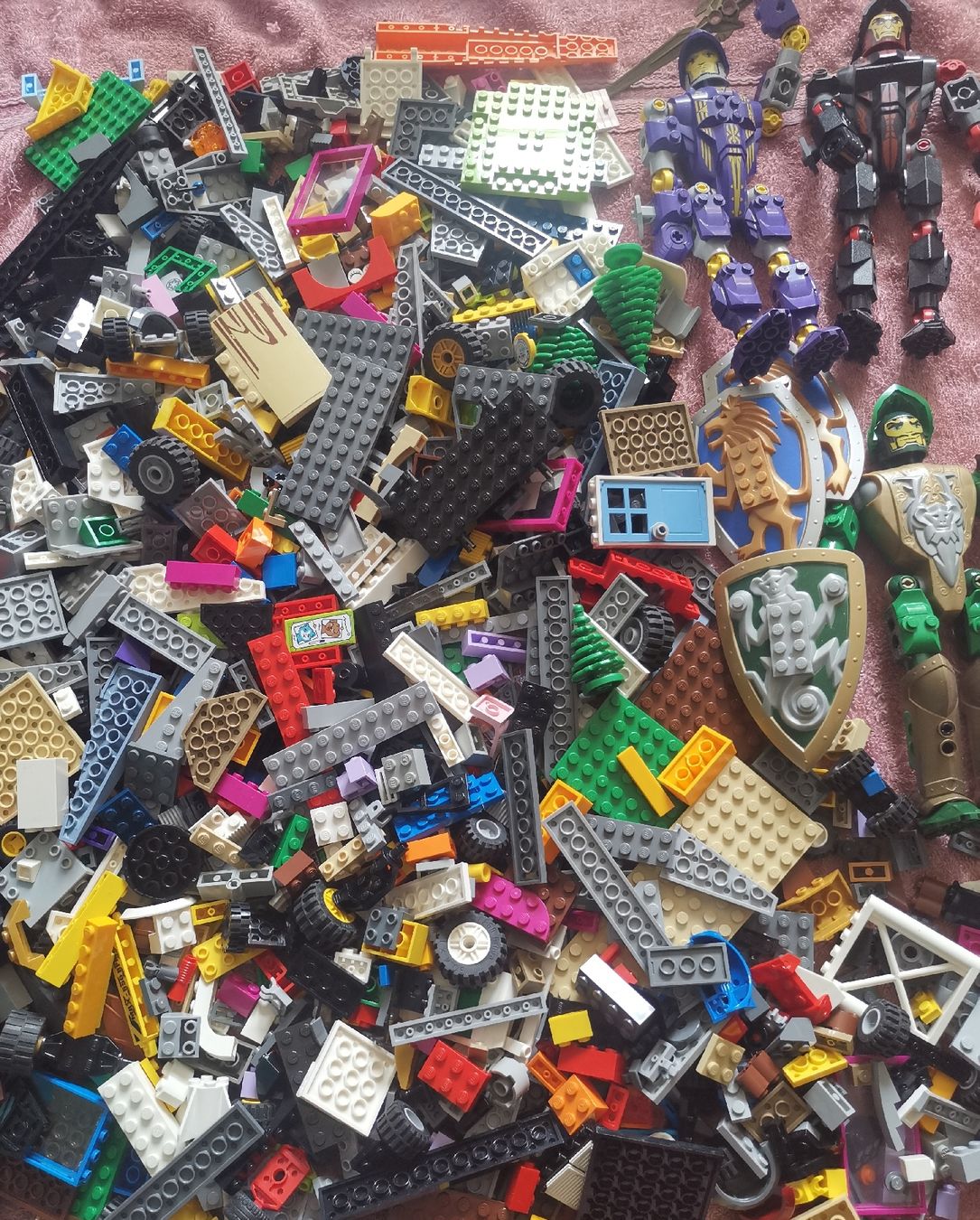 Lego Giocattoli: Lego ca 2 Kilo, bunte Mischung – Usato da Effretikon venduto da Superkarin7