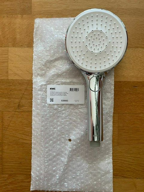 Pommeaux de douche: Handbrause KWC – Neuf avec emballage d'origine à Stäfa par Indi59