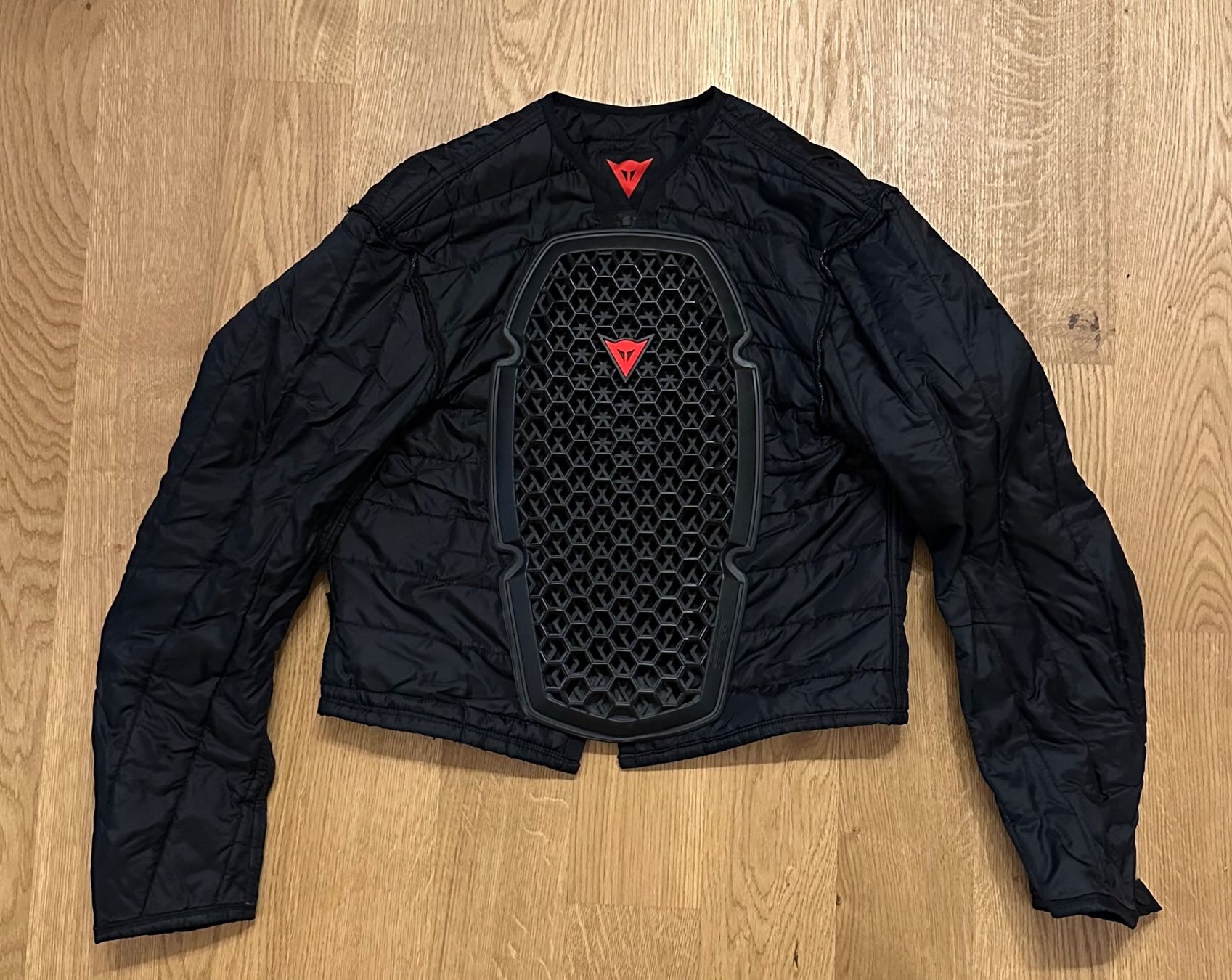 Dainese Anzüge & Kostüme: Haut/Bas Dainese 4 saisons, taille 46, utilisés 2 saisons – Gebraucht aus Oron-la-Ville von chr_r9sb 1