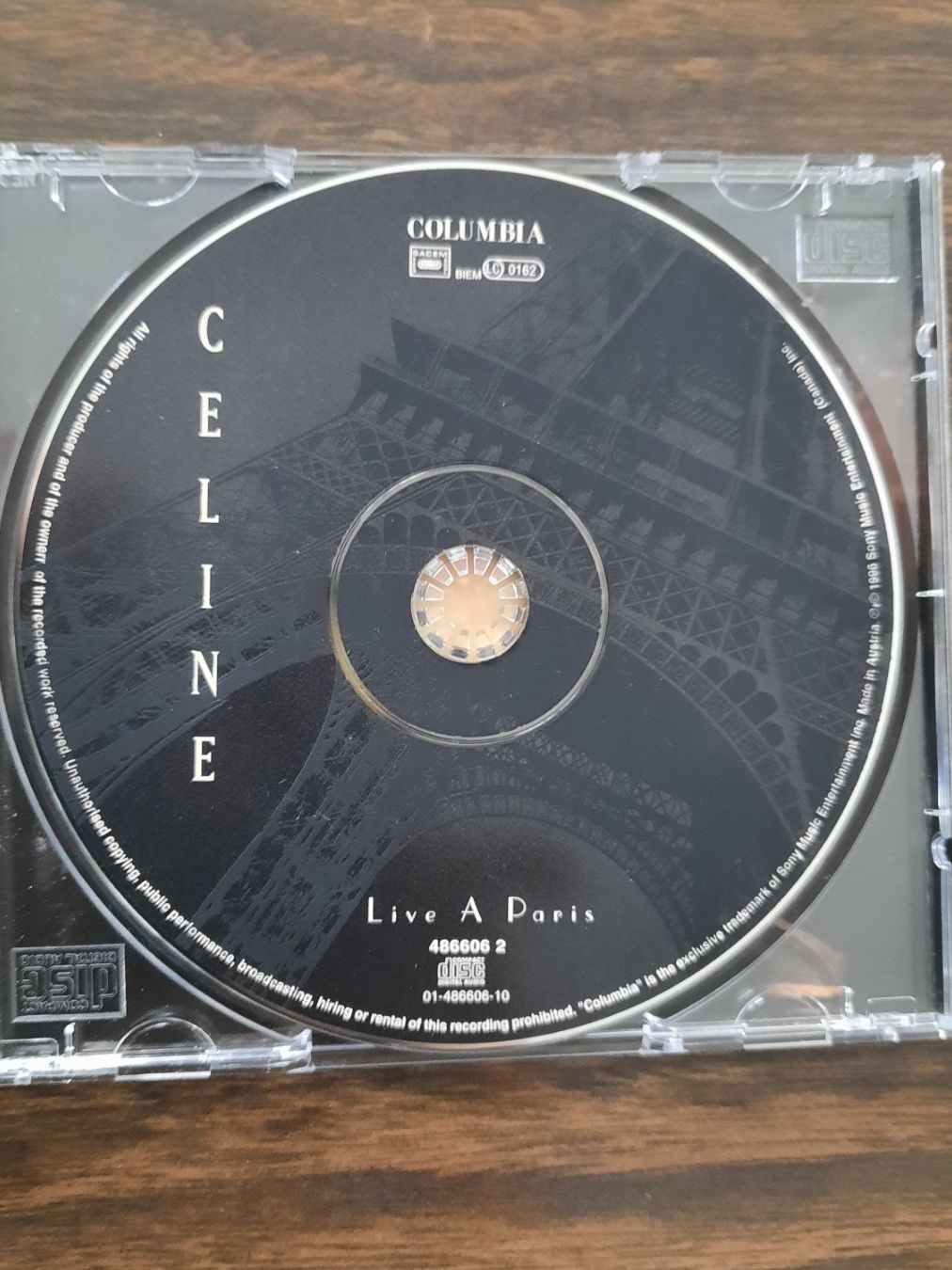 CD: Celine Dion - Live A Paris CD – Usato da Hinwil venduto da Zom 2