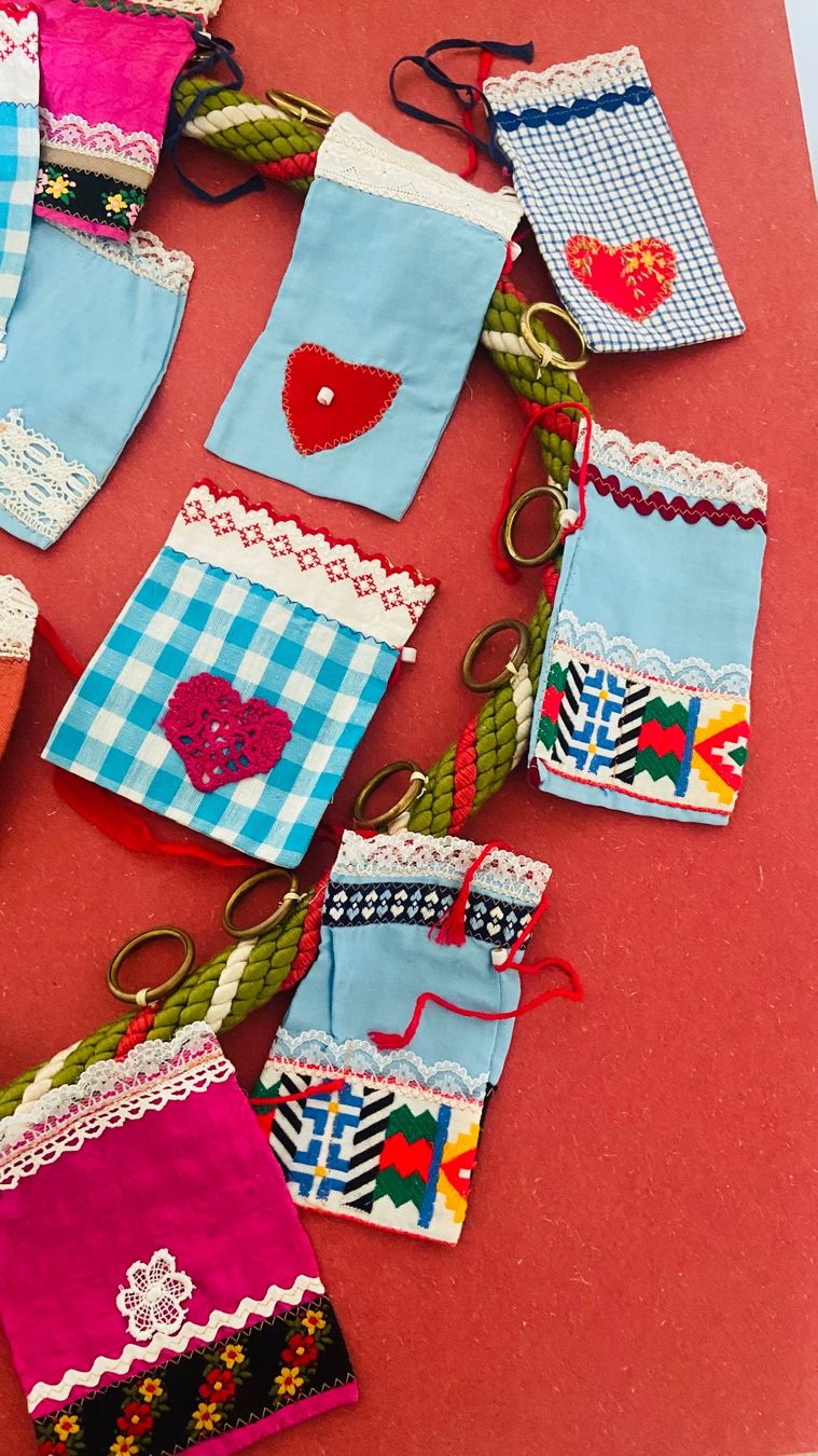 Alle Dekorationen: Adventskalender Handarbeit – Gebraucht aus Erlinsbach von pulverschneegut 5