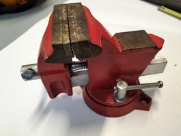 Schraubstock aus Gusseisen