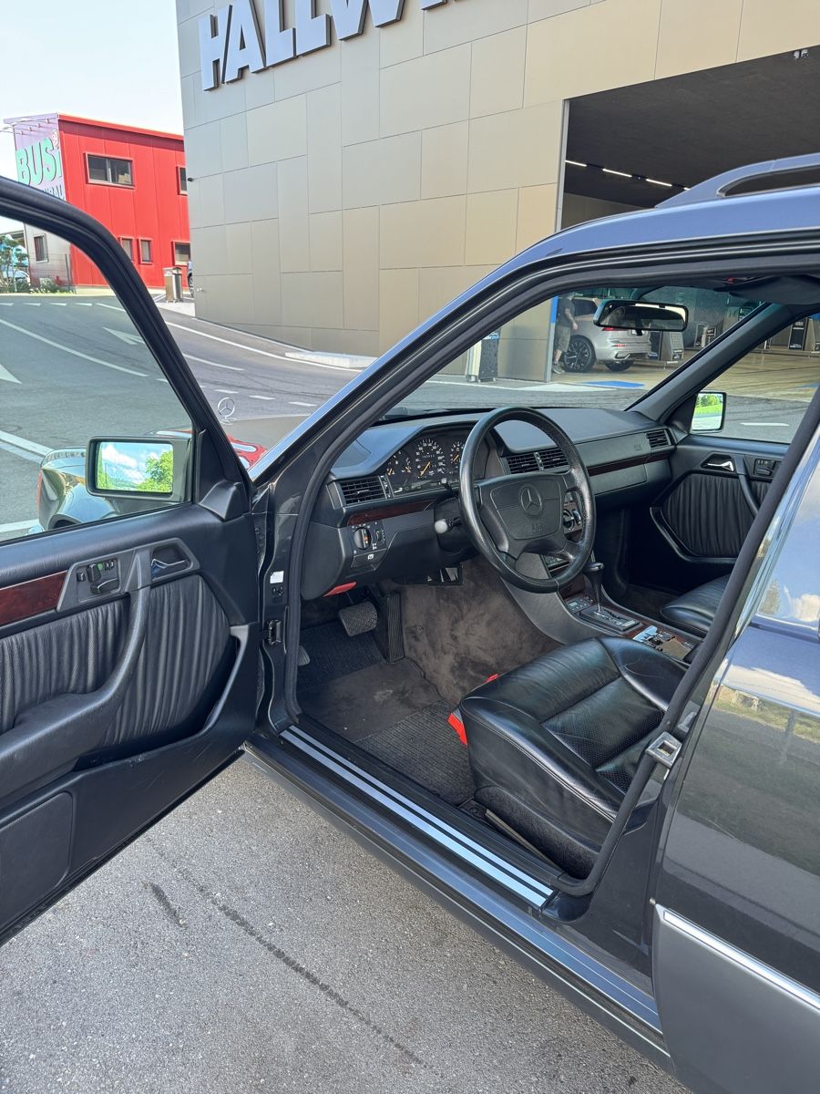 Mercedes-Benz Automobili: Mercedes E300 W124  – Usato da Fislisbach venduto da Besibesi8 9
