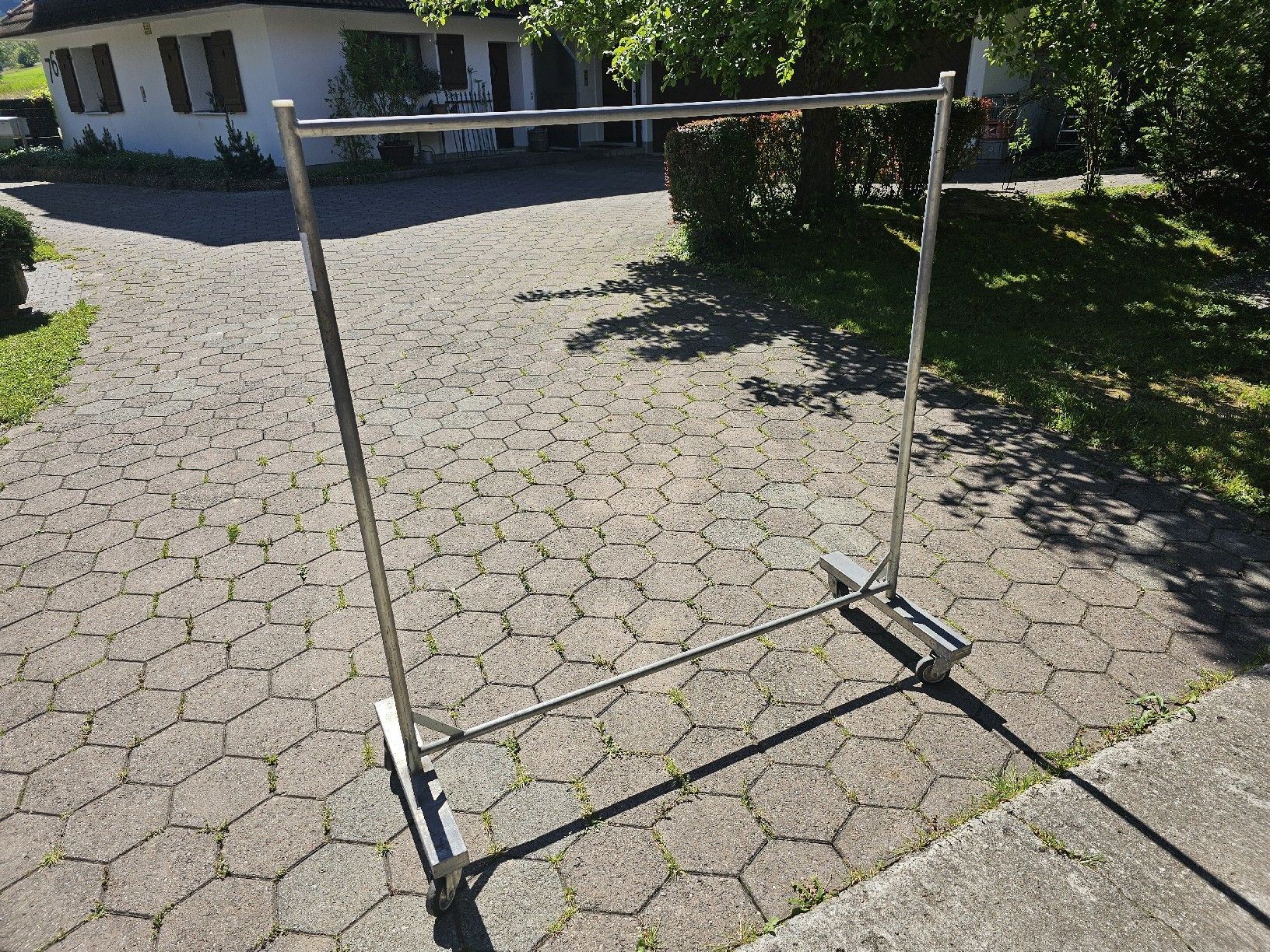 Guardaroba: Kleiderständer mobil & sehr robust – Usato da Effingen venduto da Stefchef