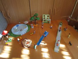 Playmobil  -   Baden und Spielen