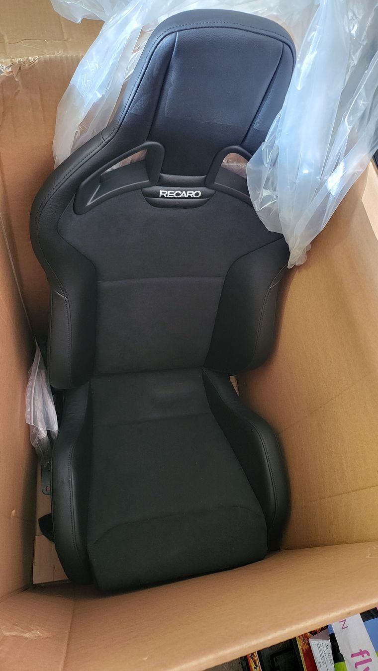 Recaro Toutes les pièces auto: Recaro Sportsitze – D'occasion à Jona par Guschtti 1