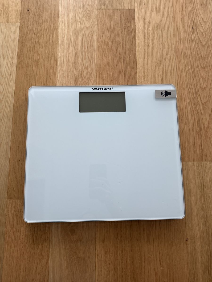 SilverCrest Bilance pesapersone: Personenwaage Silvercrest mit Sprachfunktion  – Usato da Dübendorf venduto da fra_kk6z 1