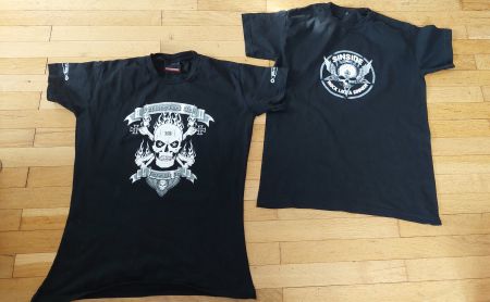 2 T-Shirts Schwarz mit Totenkopfaufdruck, Gr. M
