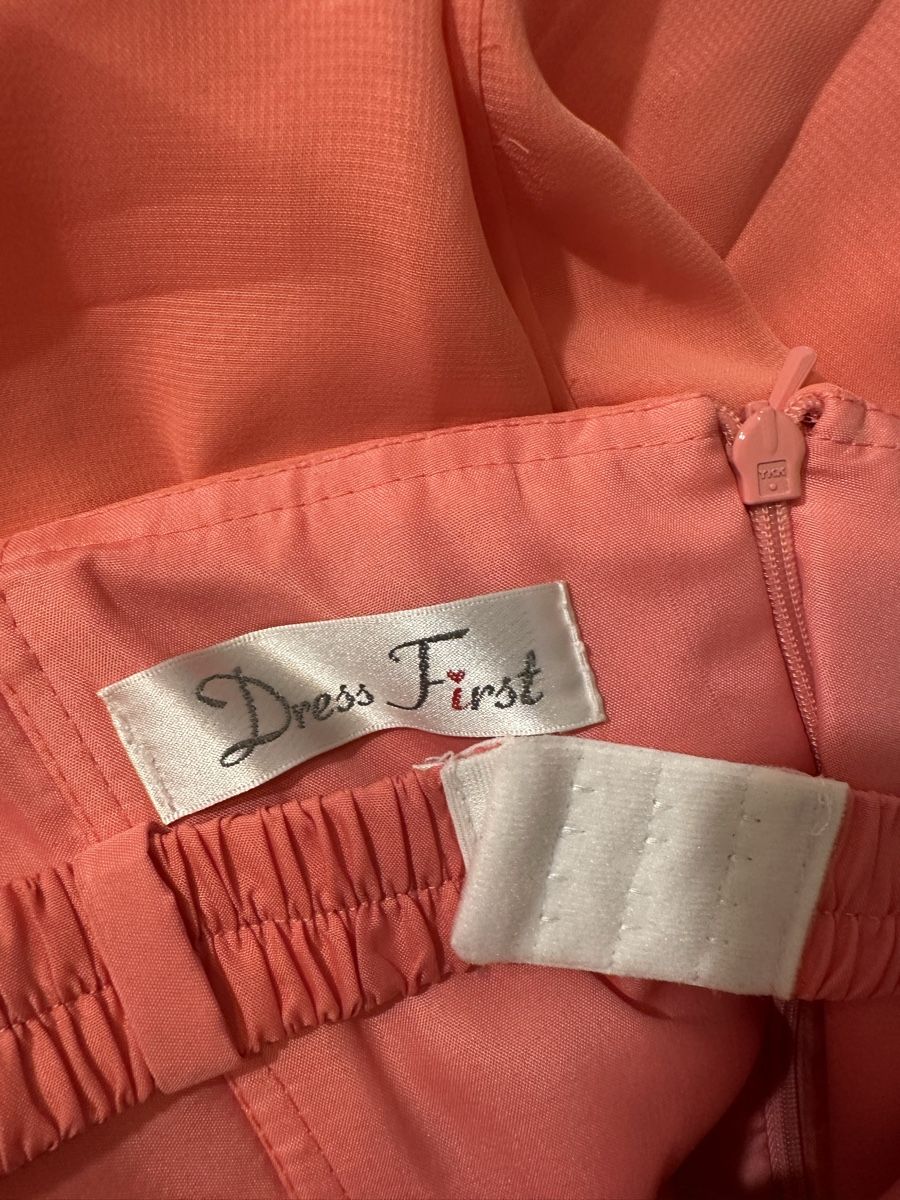 Vestiti: Abendkleid Dress First Gr. 46 – Usato da Buttikon SZ venduto da TamaraS01 2