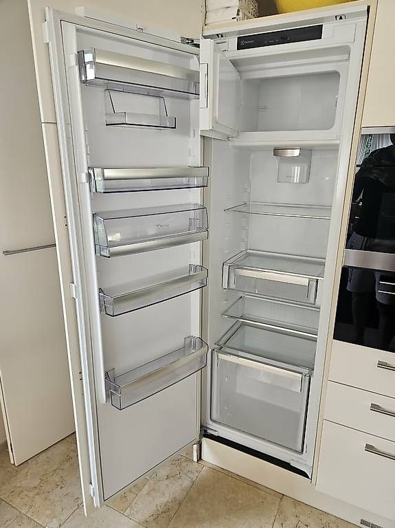 Frigoriferi: Frigorifero Electrolux – Usato da Maroggia venduto da ste_pzd2