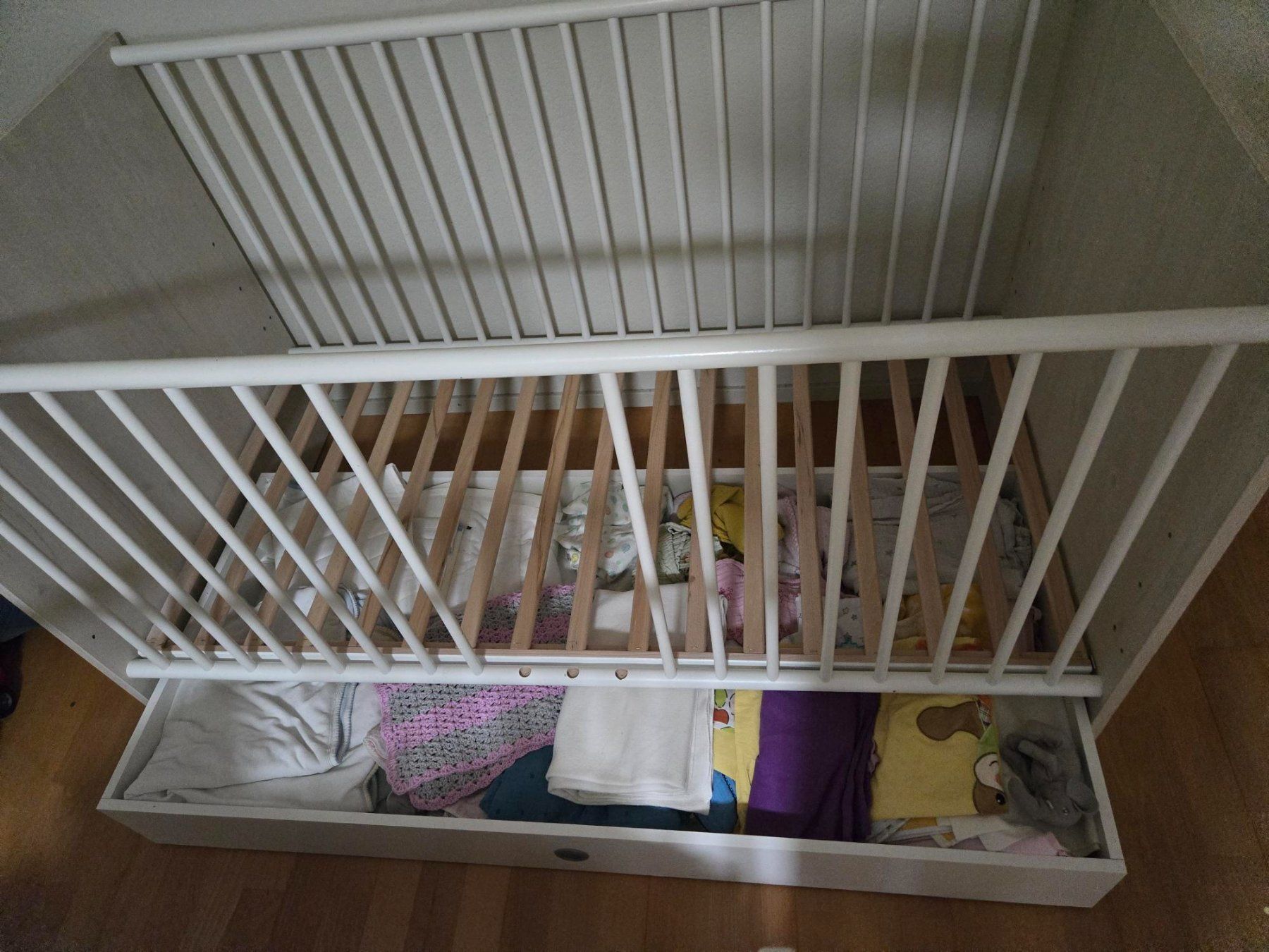 Ikea Letti: Kinderbett, grau mit Schublade – Usato da Pratteln venduto da jan_pg6x 2