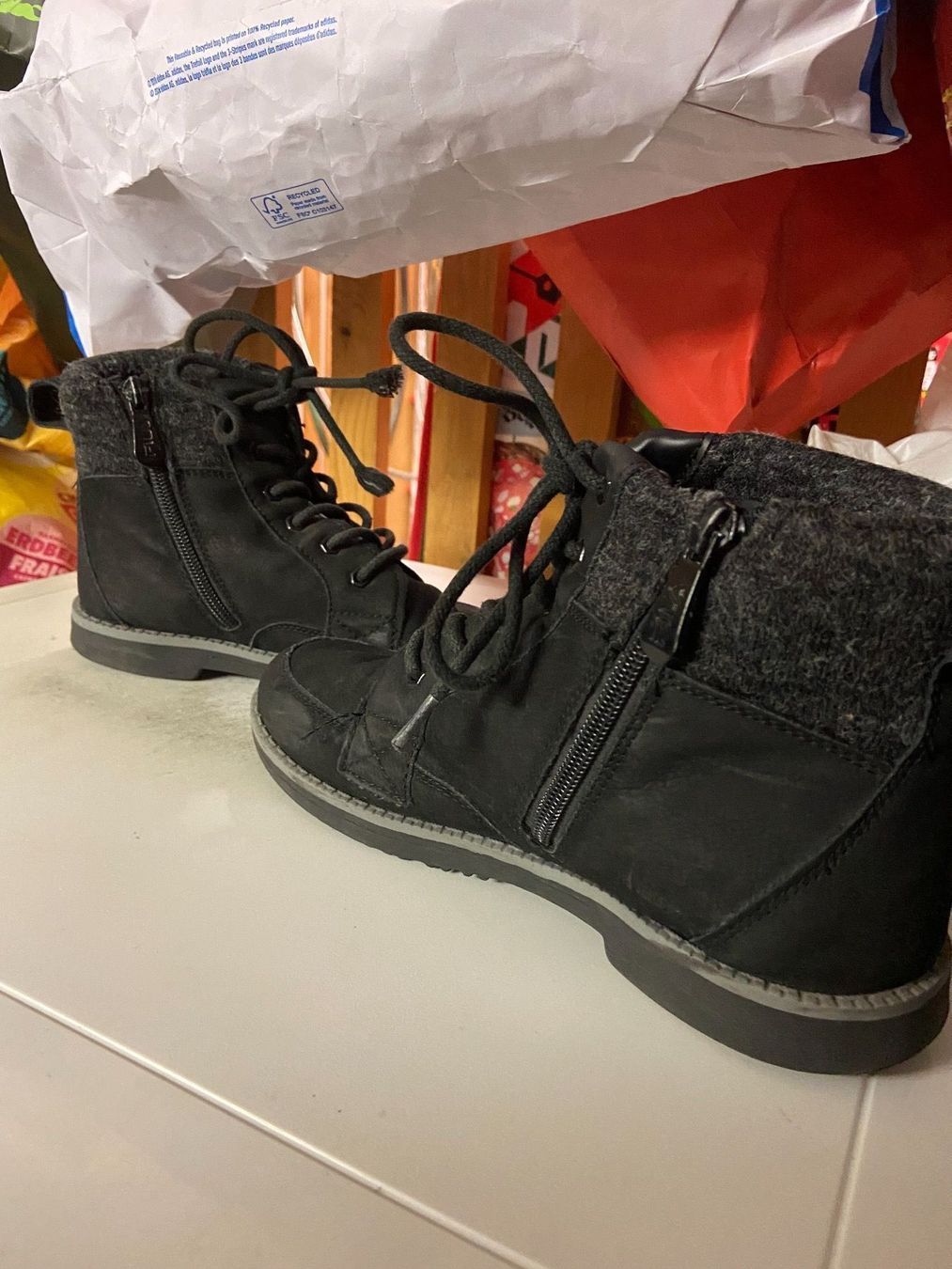 Fila Scarpe per ragazzi: Stiefel 38 Fila – Usato da Zürich venduto da eng_v9x6 4