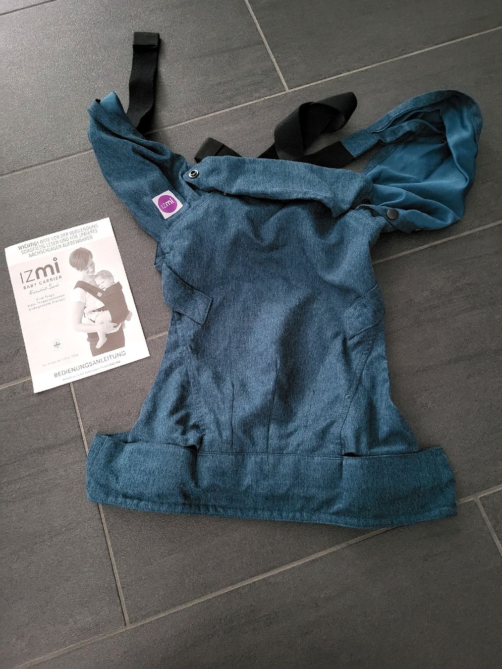 Porte-bébés ventraux & dorsaux: IZMI Babytrage - Versand möglich – Neuf (Voir description) à Matzendorf par hauli2