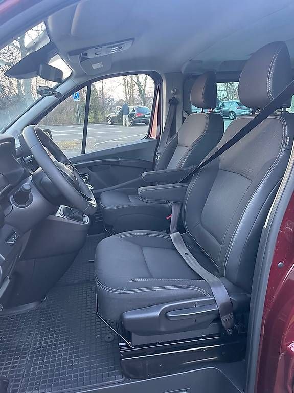 Renault Automobili: RENAULT Trafic Blue dCi 150 Spacenomad Equilibre 8 platz – Usato da Goldach venduto da Marko1982 4