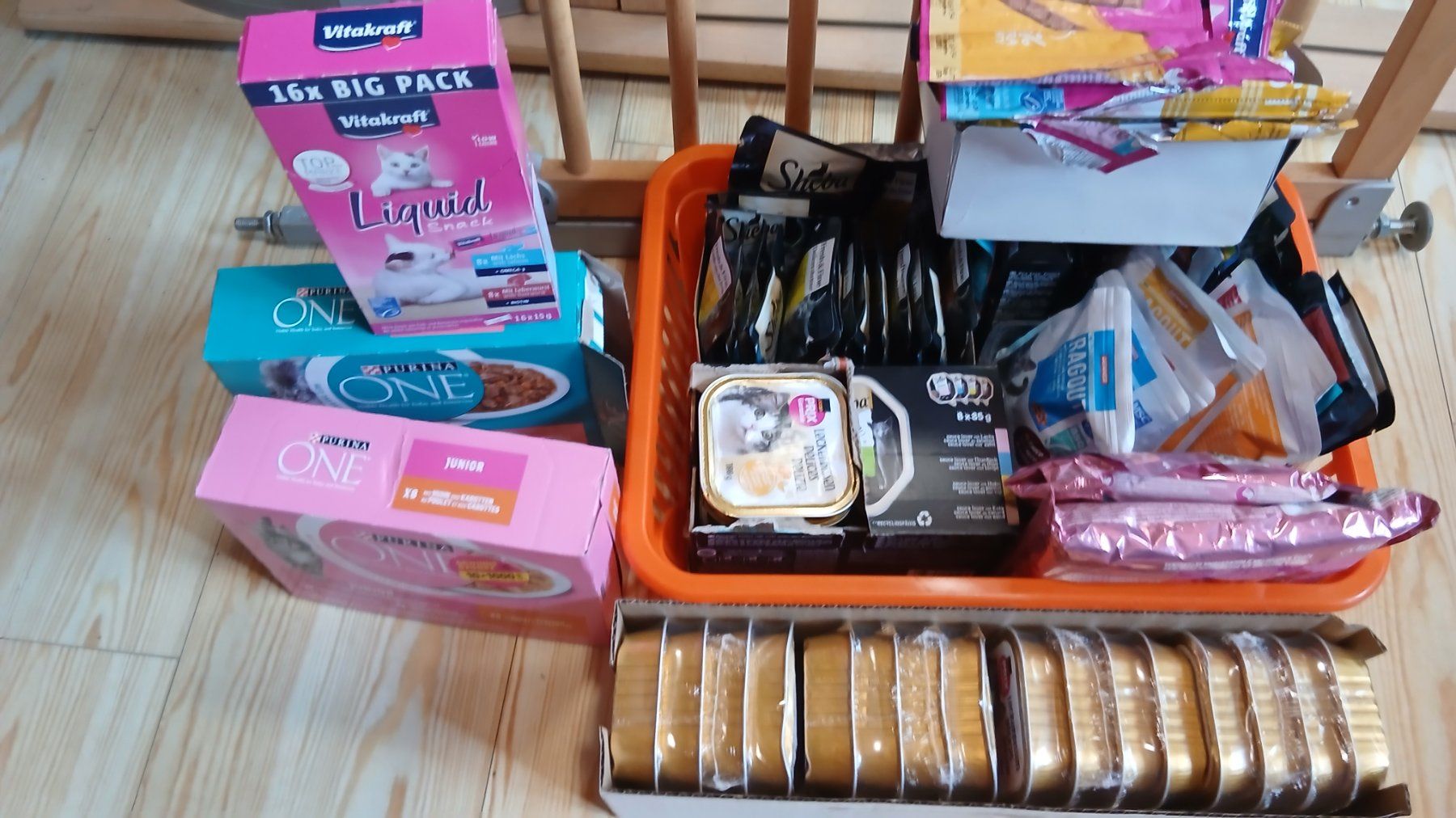 Futter: Katzentüre + Futter – Gebraucht aus Wiedlisbach von Hobby2 3