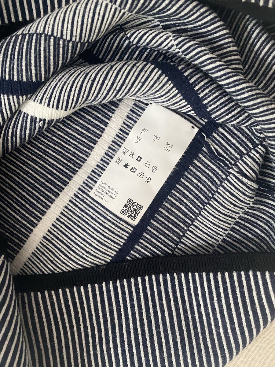 Hugo Boss Kleider: Kleid Hugo Boss – Gebraucht aus Widen von juinl 2