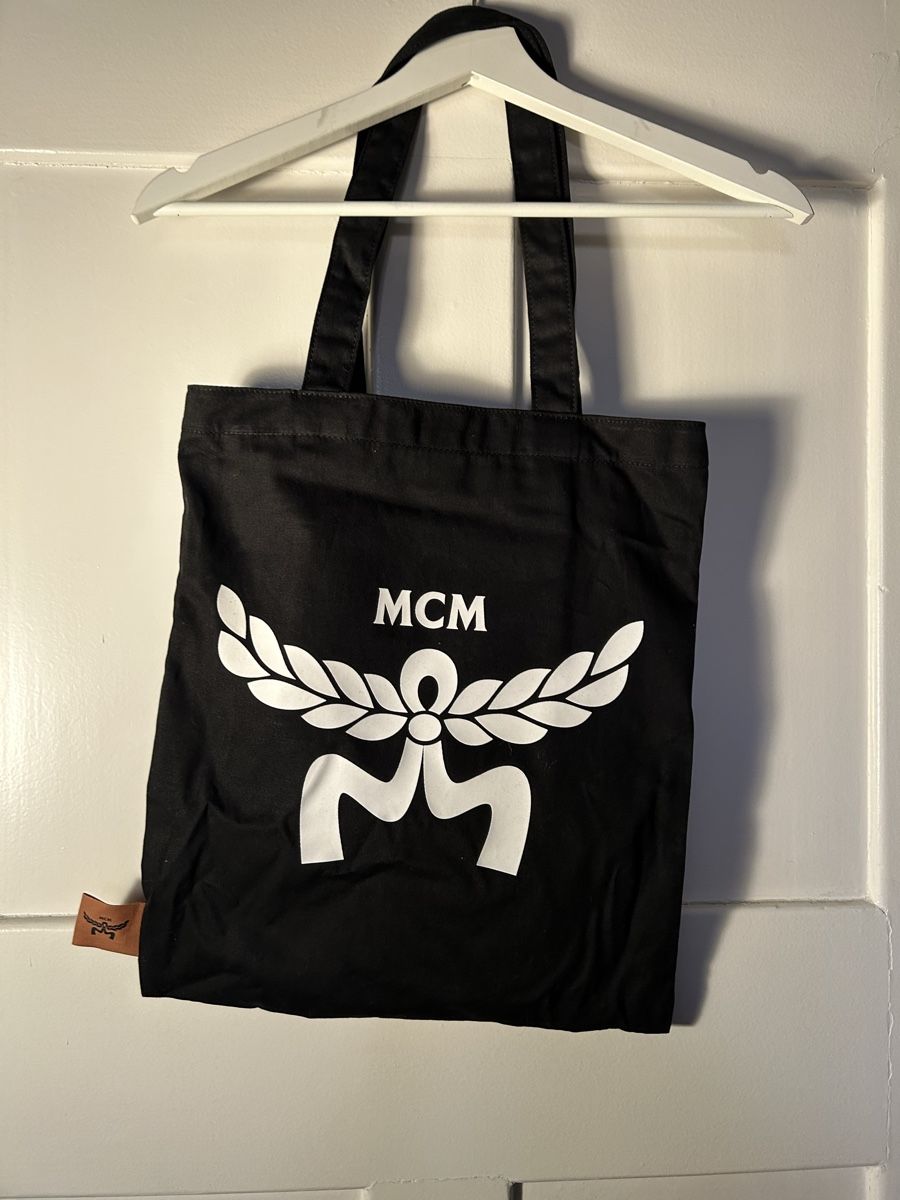 Mcm Borse: MCM Stofftasche schwarz mit Logo – Nuovo (secondo la descrizione) da Bern venduto da EmptySpaceS