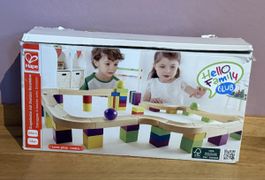 Hape Kugelbahn mit Domino Bausteinen