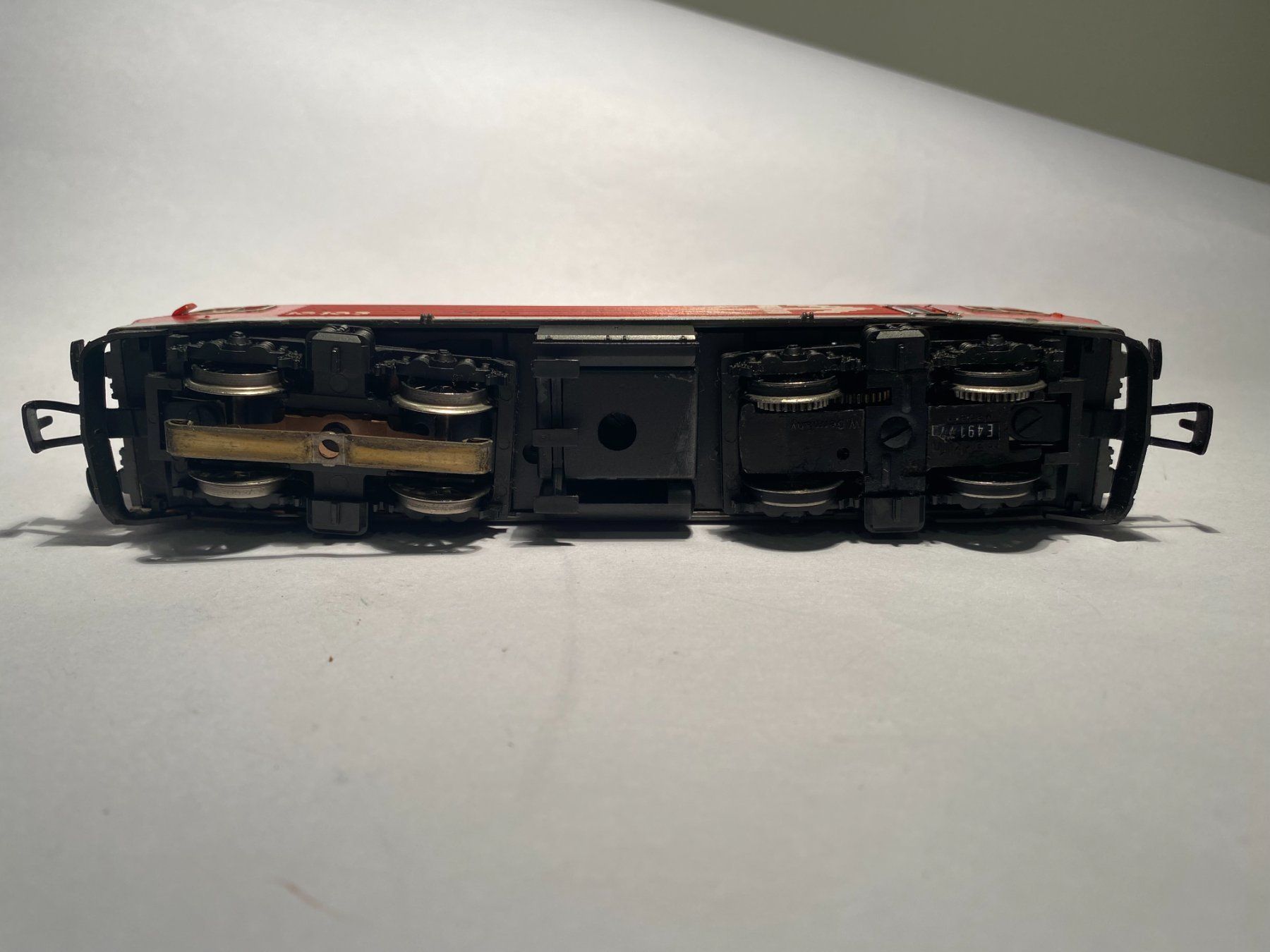 Märklin Modellini di ferrovie: Märklin RE 4/4 10103 Rot, AC Analog – Usato da Buchrain venduto da Modellbahn11 6