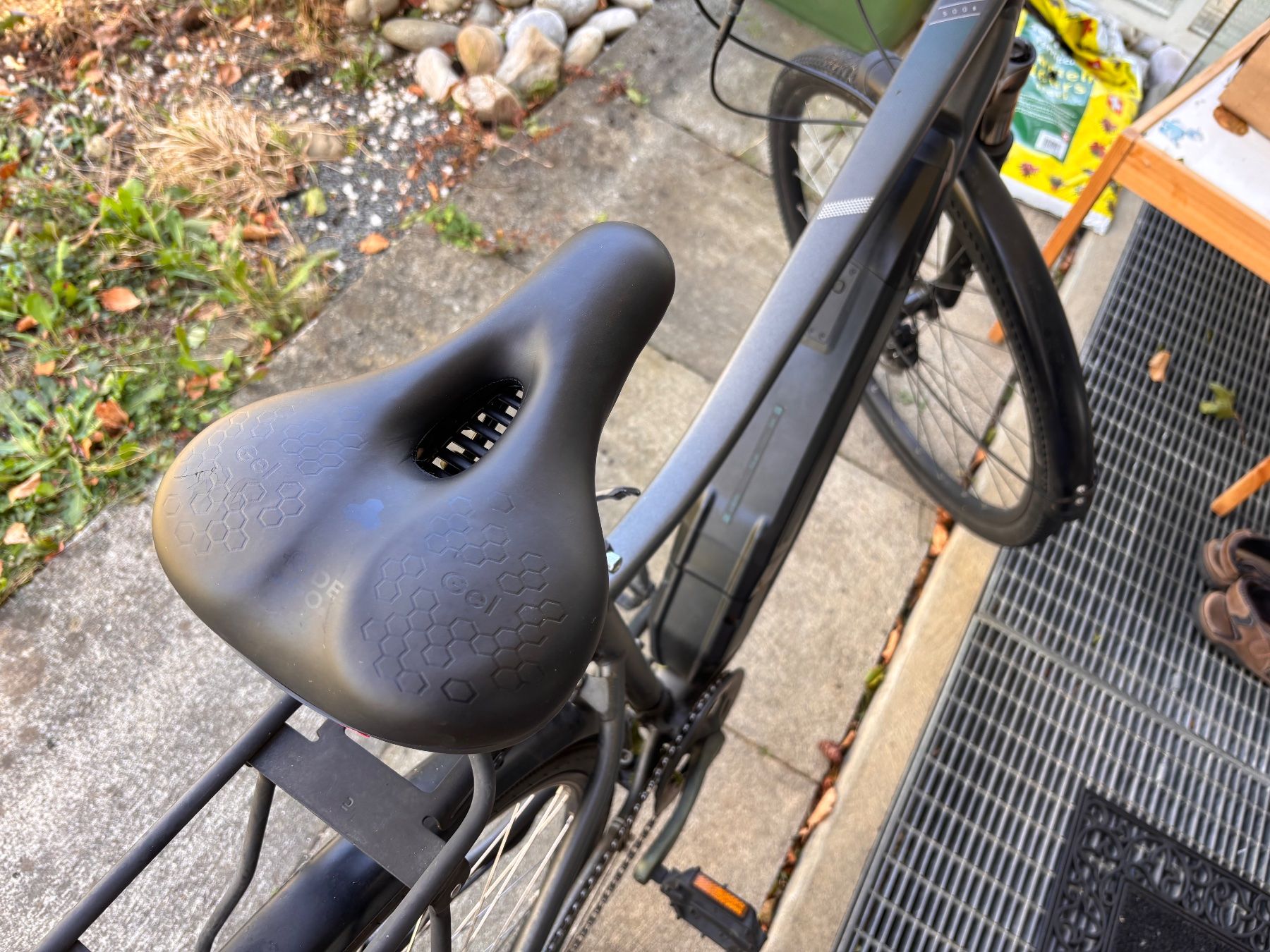 Decathlon Velos: E-Bike Riverside 500E ab 1.- – Gebraucht aus Olten von pas_k8fr 5