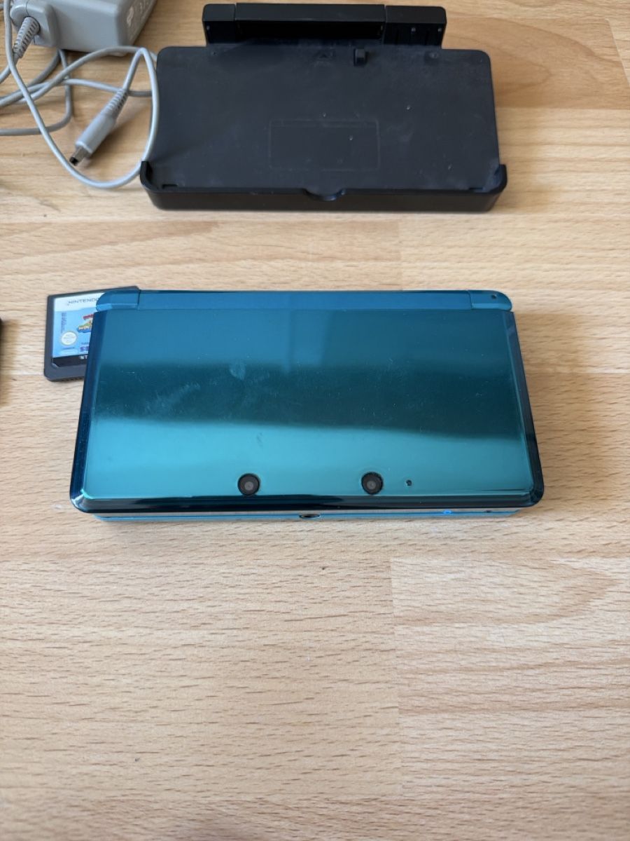 Nintendo Console: Nintendo 3ds Aqua Blue – Usato da Zürich venduto da man_mb8l 3