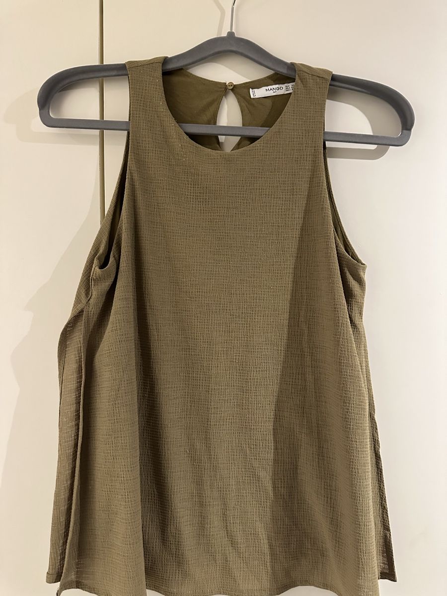 Mango Top: Mango Olive Green Sleeveless Top XS – Usato da Zürich venduto da car_68nt